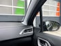 Peugeot 2008 1.2 PURETECH ALLURE / Nieuwe distributie riem / PDC / Cruise control