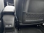 Peugeot 2008 1.2 Hybrid 145 GT / Nieuw, veel voordeel / tot 8 jaar Garantie / Elektr. schuifdak en bestuurdersstoel / Stoelverwarming / Camera 360° / Adapt. CC / Navi / Apple Carplay Android / 17" LM wielen / ook in grijs leverbaar
