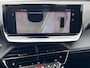 Peugeot 2008 1.2 Hybrid 145 GT / Nieuw, veel voordeel / tot 8 jaar Garantie / Elektr. schuifdak en bestuurdersstoel / Stoelverwarming / Camera 360° / Adapt. CC / Navi / Apple Carplay Android / 17" LM wielen / ook in grijs leverbaar