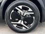 Peugeot 2008 1.2 Hybrid 145 GT / Nieuw, veel voordeel / tot 8 jaar Garantie / Elektr. schuifdak en bestuurdersstoel / Stoelverwarming / Camera 360° / Adapt. CC / Navi / Apple Carplay Android / 17" LM wielen / ook in grijs leverbaar