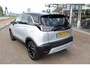 Opel Crossland 1.2-110pk Turbo 'Elegance'. Mooie en luxe hoogzitter met weinig km's ! Volautm. airco dual, cruise control, camera, comfortstoelen, metallic lak,  LM wielen, navigatie, telefoonvoorb., lane- en side assist, parkeersensoren v+a,  LED verlichting  etc.