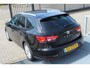 SEAT Leon ST 1.0 EcoTSI Style Connect *Meeneemprijs*Navigatie/Climate control/Elektrisch verstelbare stoel/Apple carplay/Parkeersensoren/Multifunctioneel stuurwiel/Elektrische ramen/Elektrisch verstelbare spiegels/16'' Lichtmetalen velgen.