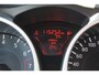 Nissan Juke 1.2-116pk DIG-T S/S N-Connecta. Erg nette en goed onderhouden hoogzitter. Afkomstig van de eerste eigenaar ! Autm. airco, metallic lak, LM wielen, camera, navigatie, telefoonvoorb., trekhaak + afn. kogel, cruise control, privacy glass etc.