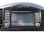 Nissan Juke 1.2-116pk DIG-T S/S N-Connecta. Erg nette en goed onderhouden hoogzitter. Afkomstig van de eerste eigenaar ! Autm. airco, metallic lak, LM wielen, camera, navigatie, telefoonvoorb., trekhaak + afn. kogel, cruise control, privacy glass etc.