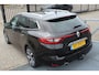 Renault Megane Estate 1.5 dCi Bose Navigatie/Achteruitrijcamera/Parkeersensoren rondom/Dodehoek detectie/Park assist/Climate control/Cruise control/Trekhaak/Bluetooth/17'' Lichtmetalen velgen.