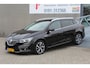 Renault Megane Estate 1.5 dCi Bose Navigatie/Achteruitrijcamera/Parkeersensoren rondom/Dodehoek detectie/Park assist/Climate control/Cruise control/Trekhaak/Bluetooth/17'' Lichtmetalen velgen.