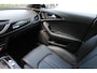 Audi S6 Avant 4.0 TFSI S6 Pro Line Plus | Incl. 12 maanden Garantie | 451 PK | Volledig onderhouden | Panorama dak | Eleketrisch verstelbare stoelen met memory | Stoel massage | Stoelverwarming & ventilatie | Wegklapbare trekhaak | Elektrische kofferklep | Head-Up Display | Luchtvering | Stuurwiel verwarming | Standkachel | Moonlight Blue | Achterbank verwarming | Climate controle | Adaptive cruise | Navigatie | 360* Camera | Dodehoek sensor |
