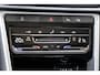 Volkswagen T-Roc 1.0 TSI 115pk Life Edition | IQ Matrix LED | Parkeersensoren | Adaptive Cruise | DAB
