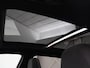 Volkswagen Golf 1.5 eTSI R-Line | Panoramadak | Camera | Keyless | Adaptive cruise | Sfeerverlichting | Carplay | Sportstoelen | Park Assist | Navigatie | Dodehoek detectie | Full LED