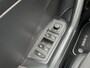 Volkswagen T-Roc 1.5 TSI Style | Stoel & Stuurverwarming | Achteruitrijcamera | Apple CarPlay / Android Auto | Elektrische Achterklep |