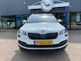 Skoda Karoq 1.5 TSI 150pk DSG-7 Style met Camera, Carplay en Stoelv.