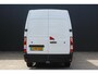 Renault Master T35 2.3 dCi 180Pk L3H2 Energy Work Edition | Navigatie | Parkeersensoren & Camera | Side Bars | Betimmering | Airco | Cruise Control | Schuifdeur Links & Rechts | Black Edition | Trekhaak |
