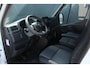 Renault Master T35 2.3 dCi 180Pk L3H2 Energy Work Edition | Navigatie | Parkeersensoren & Camera | Side Bars | Betimmering | Airco | Cruise Control | Schuifdeur Links & Rechts | Black Edition | Trekhaak |