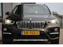 BMW X1 sDrive20i Corporate Lease Executive | LED | Half leder | PDC |