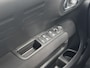 Citroën C3 Aircross 1.2 PureTech Plus | 16 inch lichtmetalen velgen | Climate control | Parkeersensoren | Cruise control | Lederen stuur | Collison warning |