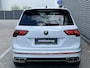 Volkswagen Tiguan 1.4 TSI eHybrid 245PK R-Line Business+ / Panoramadak / Zwenkbare Trekhaak / R-Line Exterieur + Interieur / 360 Camera / Stuur + Stoelverwarming **