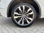 Volkswagen Tiguan 1.4 TSI eHybrid 245PK R-Line Business+ / Panoramadak / Zwenkbare Trekhaak / R-Line Exterieur + Interieur / 360 Camera / Stuur + Stoelverwarming **