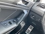 Volkswagen Tiguan 1.4 TSI eHybrid 245PK R-Line Business+ / Panoramadak / Zwenkbare Trekhaak / R-Line Exterieur + Interieur / 360 Camera / Stuur + Stoelverwarming **