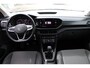 Volkswagen T-Cross 1.0 TSI 95pk Life / Navigatie by App-Connect / Parkeersensoren V+A  / LM velgen 16 inch /
