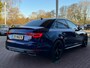 Audi A4 Limousine 40 TFSI 190PK Sport S line black edition / Parkeersensoren / Getint glas / Navigatie / Lederen bekleding / 19'' LMV