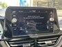 Volkswagen T-Roc 1.5 TSI R-Line / AUTOMAAT/ 2X R-LINE/ MATRIX/ 18" LMV/ DIGITAL DASH/ APP-CONNECT/ PARK. SENSOREN/ CLIMA/ STOEL VERWARM./ DAB/ RIJ-MODI