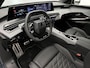 Peugeot E-3008 EV GT Avantage 73 kWh 210 pk | 20" Velgen | Navigatie | Volledig Leder | Verwarmde & Gekoelde Voorstoelen met Massagefunctie | Matrix LED Koplampen | Elektrische Achterklep met Sensor | Keyless Entry/Start | Dodehoek Detectie | Adaptieve Cruise Control | 19" lichtmetalen Velgen | Apple Carplay/Android Auto |