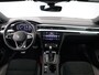 Volkswagen Arteon Shooting Brake 2.0 TSI R-Line Business 190PK | Panorama dak | Clima | Sfeer | Achteruitrijcamera |