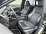 Toyota RAV4 2.5 Hybrid AWD Bi-Tone Apple Carplay/Android Auto navigatie, Stoelverwarming, Achteruitrij camera, Adaptieve cruise control, Draadloze telefoonlader, Kunstlederen/alcantara bekleding, Keyless