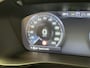 Volvo XC40 1.5 T3 R-DESIGN AUTOMAAT 360 CAMERA LEDER ALCANTARA NAVIGATIE CRUISE CONTROL STOEL EN STUUR VERWARMING KEYLESS GO APPLE CARPLAY/ANDROID RIJSTROOKSENSOREN ZEER MOOI !! 3010
