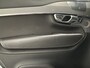 Volvo XC90 7 PERSOONS 2.0 T6 AWD INSCRIPTION PANORAMADAK LEDER STOELVERWARMING/KOELING HEAD-UP DISPLAY NAVIGATIE ADAPTIVE CRUISE CONTROL RIJSTROOKSENSOREN DODEHOEKSENSOREN ACHTERUITRIJCAMERA ZEER MOOI !! Brgl