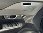 Volvo XC90 7 PERSOONS 2.0 T6 AWD INSCRIPTION PANORAMADAK LEDER STOELVERWARMING/KOELING HEAD-UP DISPLAY NAVIGATIE ADAPTIVE CRUISE CONTROL RIJSTROOKSENSOREN DODEHOEKSENSOREN ACHTERUITRIJCAMERA ZEER MOOI !! Brgl