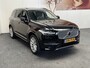 Volvo XC90 7 PERSOONS 2.0 T6 AWD INSCRIPTION PANORAMADAK LEDER STOELVERWARMING/KOELING HEAD-UP DISPLAY NAVIGATIE ADAPTIVE CRUISE CONTROL RIJSTROOKSENSOREN DODEHOEKSENSOREN ACHTERUITRIJCAMERA ZEER MOOI !! Brgl