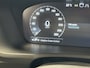 Volvo XC90 7 PERSOONS 2.0 T6 AWD INSCRIPTION PANORAMADAK LEDER STOELVERWARMING/KOELING HEAD-UP DISPLAY NAVIGATIE ADAPTIVE CRUISE CONTROL RIJSTROOKSENSOREN DODEHOEKSENSOREN ACHTERUITRIJCAMERA ZEER MOOI !! Brgl