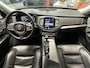 Volvo XC90 7 PERSOONS 2.0 T6 AWD INSCRIPTION PANORAMADAK LEDER STOELVERWARMING/KOELING HEAD-UP DISPLAY NAVIGATIE ADAPTIVE CRUISE CONTROL RIJSTROOKSENSOREN DODEHOEKSENSOREN ACHTERUITRIJCAMERA ZEER MOOI !! Brgl