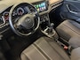 Volkswagen T-Roc 1.0 TSI Style - Navigatie/Apple Carplay I Airco I LED I PDC I Comfort pakket I Sport velgen I Dealer onderhouden