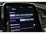 Volvo XC90 T8 455PK Ultimate Dark | 22" | Luchtvering | B&W audio | Gevent. Nappaleer + massage | 360°