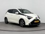 Toyota Aygo 1.0 VVT-i X-Joy | Apple Carplay -/ Android Auto | Achteruitrij Camera | Lichtmetalen Velgen 15" |