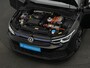 Volkswagen Golf 1.4 eHybrid 245 pk DSG GTE | Panoramadak | Stoelverwarming | Adaptive Cruise | Navigatie | Parkeersensoren voor/achter