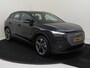 Audi Q4 e-tron 45 quattro S Edition 82 kWh | lederen bekleding | 20 inch LM velgen | Achteruitrijcamera | Verwarmbare voorstoelen | Elek. bedienbare achterklep