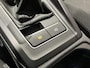 Volkswagen Golf 1.5 TSI Style 131 PK | Apple Carplay | Stoelverwarming | Trekhaak | Parkeersensoren | Stuurwielverwarming | Getinte Ruiten | Sfeerverlichting | Navigatie | Digital Cockpit Pro | Rijstrook | Adaptive Cruise Control | Keyless Go |