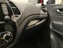 Renault Captur 1.2 TCe Intens 120 PK | Navigatie | Trekhaak | Achteruitrijcamera | Parkeersensoren | Bluetooth | Cruise Control | Climate Control | ECO-Modus | Keyless | Multifunctioneel Stuurwiel |