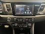 Kia Niro 1.6 GDi PHEV Executiveline | All-Seasonbanden | Apple Carplay / Android Auto | Licht + Regensensor | Elektrisch Verstelbare Bestuurdersstoel met Geheugen |Stoelverwarming + Stoelkoeling | Stuurverwarming | Elektrisch bedienbaar Schuif/kanteldak | Parkeersensoren Voor + Achter | Cruise Control Adaptief | Rijstrooksensor + Correctie