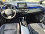 Toyota C-HR 1.8 Hybrid Bi-Tone Plus | Lederen bekleding | Navigatie | Cruise control adaptief | DAB | JBL |