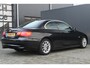 BMW 3-Serie Cabrio 318i | Navigatie | Cruise controle | Climate controle  | Stoelverwarming | Elektrisch verstelbare stoelen | Memory stand bestuurdersstoel | Lederen bekleding | Elektrisch cabriolet dak |
