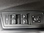 Volkswagen T-Roc 1.0 TSI Life | 115 PK | Airco | Digital Cockpit | All Season Banden | Navi by Shop | Park Assist