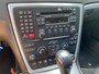 Volvo XC70 2.5 T Summum Automaat AWD 210PK LEER / XENON / PDC / BLIS