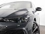 Volkswagen Golf GTE 1.5 eHybrid 272 pk | Panoramadak | Trekhaak | Head-up Display | Dynamic Chassis Control | Black Style | 360 graden Camera |