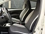 Toyota Aygo 1.0 VVT-i x-play LM / airco / LED / camera