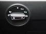 Volkswagen T-Roc 1.5 TSI R-Line Business 150PK DSG Trekhaak, Pano-Schuifdak, 19" LM Velgen, Black Style, LED-Matrix, Keyless Entry & Start, Achteruitrijcamera, Travel Assist,