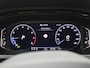 Volkswagen T-Roc 1.5 TSI R-Line Business 150PK DSG Trekhaak, Pano-Schuifdak, 19" LM Velgen, Black Style, LED-Matrix, Keyless Entry & Start, Achteruitrijcamera, Travel Assist,